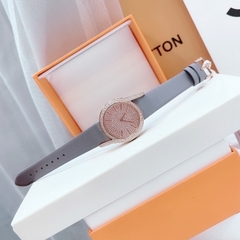 Xcer Tựa Piaget |Nữ Giới |Full Đá |Rose Gold |Dây Satin Xám |Máy Pin (Quartz) |Size 32mm