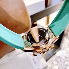 Xcer Tựa Rolex |Nữ Giới |Full Đá Rose Gold |Dây Silicone Xanh Lá |Máy Pin (Quartz) |Size 38mm