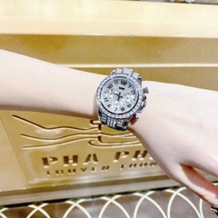 Xcer Tựa Rolex |Nữ Giới |Full Đá Silver |Dây Silicone Xanh Lá |Máy Pin (Quartz) |Size 38mm