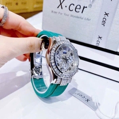 Xcer Tựa Rolex |Nữ Giới |Full Đá Silver |Dây Silicone Xanh Lá |Máy Pin (Quartz) |Size 38mm