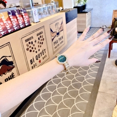 Chopard Mặt Xà Cừ |Nữ Giới |Xanh Rêu |Dây Kim Loại Vàng Gold |Máy Pin (Quartz) |Size 32mm