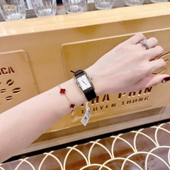 Coach Reese |Nữ Giới |Mặt Chữ Nhật |Vàng Gold |Dây Da Màu Đen |Máy Pin (Quartz) |Size 24x35mm