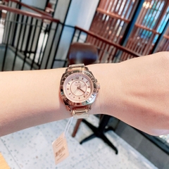 Coach EST 1941 |Nữ Giới |Mặt Đính Đá |Dây Kim Loại Rose Gold |Máy Pin (Quartz) |Size 35mm