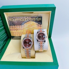 Rolex Mặt Số La Mã |Cặp Đôi |Nâu |Đính Đá |Dây Kim Loại Demi Rose |Máy Pin (Máy Quartz) |Size 36x31mm