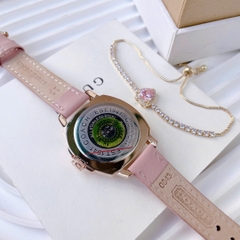Set Coach Boyfriend |Nữ Giới |Đính Đá |Rose Gold |Dây Da Hồng |Máy Pin (Quartz) |Size 34mm