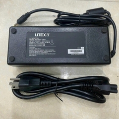 Adapter nguồn LATION 12V 15A PE-18012-12015 chân cắm 5.5mm 2.1mm