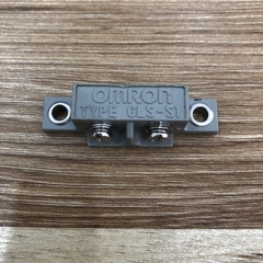 Cảm biến từ OMRON TYPE GLS-S1 03523M 0.1A 100VDC 10W tháo máy