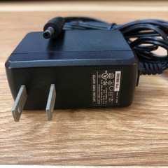 Chuyển nguồn Adapter GME6A-090020FUR 9V 0.2A dây nguồn DC 3.5x1.35mm dài 1.8M