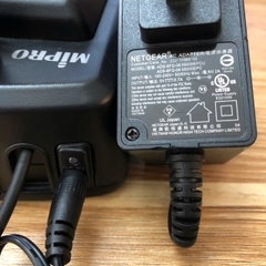 Chuyển nguồn Adapter NETGEAR ADS-6FQ-06 05035EPCU 5V 0.7A 3.5W thay thế Adapter GJTL AK06WG 5V 1A đầu cắm DC 2.5mm x 0.7mm dài 1.8M for MIPRO BC-100T
