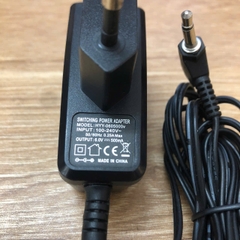 Chuyển nguồn Adapter HYY-0605000V 6V 500mA EU Plug Connector Tip Size Audio 3.5mm 2 Pole dài 1.8M