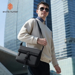 Túi đeo chéo Arctic Hunter The Leads K00567