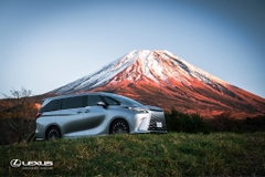 LEXUS LM500h VIP 2026