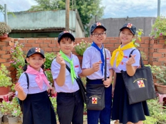 Đặt áo Thiếu Nhi Thánh Thể tại Bình Dương