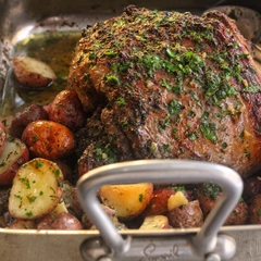 ĐÙI CỪU RÚT XƯƠNG | BONELESS LAMB LEG