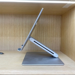 GIÁ ĐỠ MÁY TÍNH 02