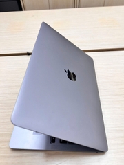 macbook prom1 13"8/256 gray261/88A