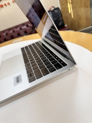 Macbook Pro 2019 Silver i5/8/256gb 168/4273a