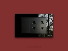 1 Công tắc + 2 Ổ cắm Kính cường lực ĐEN