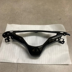 [Chính hãng Yamaha]YADA-6173-NVX V1(17-20) Ốp đầu sau(Đen bóng)