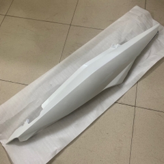 YADA-EX150(15-18)-Trắng-7 Ốp sườn phải-[Yamaha]