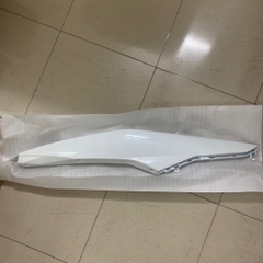 YADA-EX150(15-18)-Trắng-7 Ốp sườn phải-[Yamaha]