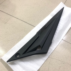 YADA-6482 EX10(06-10)-NHÁM-7 Nắp cốp-PHẢI-[Yamaha]