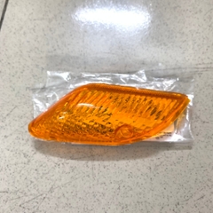 YADA-6038-Chụp xi nhan trước Sirius-Phải-[Yamaha]