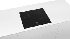 Bếp từ ba Bosch PUC61KAA5E