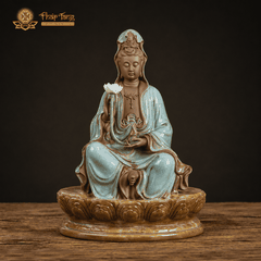 Tượng Đức Bồ Tát Đại Thế Chí Cầm Sen Trắng Gốm (29.5cm)