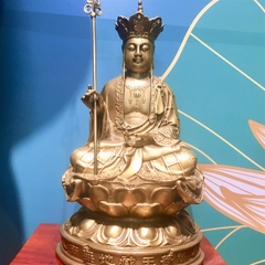 Tượng Đức Địa Tạng Vương đồng Đài Loan có mão thế ngồi 30cm