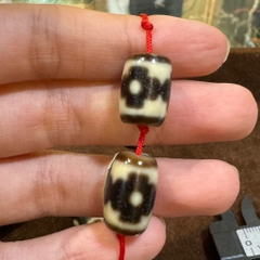 Dzi 3 mắt