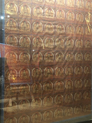 Thangka Vạn Phật vẽ tay dát vàng Tu viện Gompa 64x82