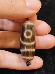 Dzi 2 mắt hành giả Tây Tạng