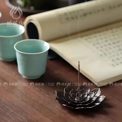 Đế Cắm Nhang Hoa Sen Hợp Kim 3 Tầng Siêu Thị Bồ Đề Tâm – Dùng Cho Nhang Tăm, Nhang Vòng, Trầm Nụ