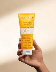 BIODERMA Sữa Chống Nắng Toàn Thân - PHOTODERM LAIT ULTRA SPF50+ (200ml)