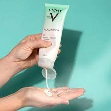 VICHY Kem & Mặt Nạ Tẩy Tế Bào Chết Vichy 3 Trong 1 - NORMADERM 3 IN 1 SCRUB + CLEANSER + MASK (125ml)