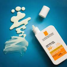LAROCHE-POSAY Kem Chống Nắng Mỏng Nhẹ Lâu Trôi Giúp Bảo Vệ Da Tối Ưu Khỏi Tia UVA Dài - ANTHELIOS UVMUNE 400 INVISIBLE FLUID (50ml)