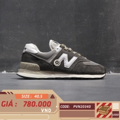 NEW BALANCE 574 ‘DARK MUSHROOM’ ML574?? SIZE 40.5 GIÀY 2HAND CHÍNH HÃNG PVN20340