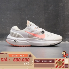 🔥 NIKE AIR ZOOM VOMERO 15 “WHITE/CRIMSON TINT” – SIZE 36.5 – PVN23940 – CHÍNH HÃNG