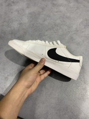 2hand Giày Nike Blazer Low Leather White Black AO2788-101 SIZE 42.5
