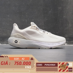 Under Armour HOVR Machina 3 - 3025650 100 - Size 42 - GIÀY 2HAND CHÍNH HÃNG PVN24964