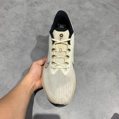 Nike Air Zoom Winflo 9 Light Bone Mint Foam - DV9121-011 - Size 46 - GIÀY 2HAND CHÍNH HÃNG PVN25738