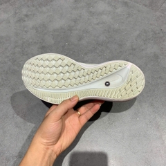 Nike Air Zoom Winflo 9 White Metallic Silver - DD8686 100 - Size 37.5 - GIÀY 2HAND CHÍNH HÃNG PVN23827