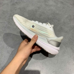 Nike Air Zoom Winflo 9 White Metallic Silver - DD8686 100 - Size 37.5 - GIÀY 2HAND CHÍNH HÃNG PVN23827