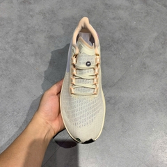 🔥 NIKE AIR ZOOM PEGASUS 37 “PALE IVORY” – SIZE 38.5 – PVN23883 – CHÍNH HÃNG