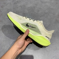 Nike Air Zoom Pegasus 41 Pale Ivory Limelight - FD2722 109 - Size 43 - GIÀY 2HAND CHÍNH HÃNG PVN24139