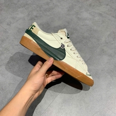 Nike Blazer Low '77 Jumbo Sail Pro Green Gum - DR9865 101 - Size 43 - GIÀY 2HAND CHÍNH HÃNG PVN24029