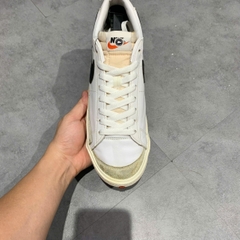 Nike Blazer Low '77 Vintage White Black - DA6364 101 - Size 44 - GIÀY 2HAND CHÍNH HÃNG PVN24406