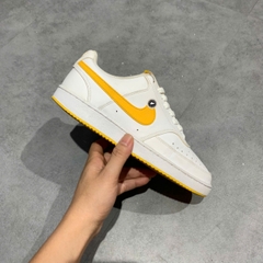 Nike Court Vision Low Next Nature White University Gold - HF1744 100 - Size 40 - GIÀY 2HAND CHÍNH HÃNG PVN24356