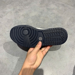 NIKE AIR JORDAN 1 MID ‘OBSIDIAN’ 554724-174 - Size 40.5 - GIÀY 2HAND CHÍNH HÃNG PVN24235